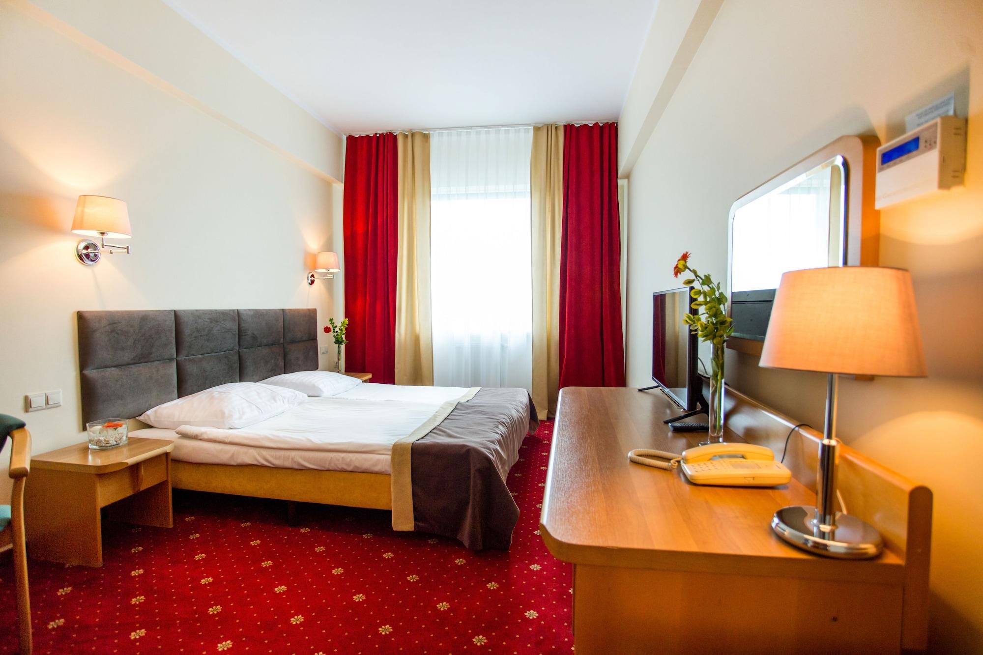 Hotel Orient クラクフ エクステリア 写真